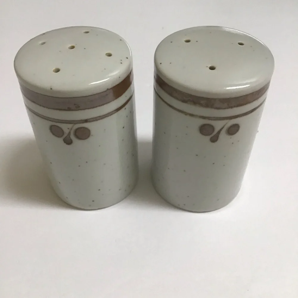 Otagiri Japan Brown Speckled Stoneware Salt & Pepper Shakers Boho Vintage Japan